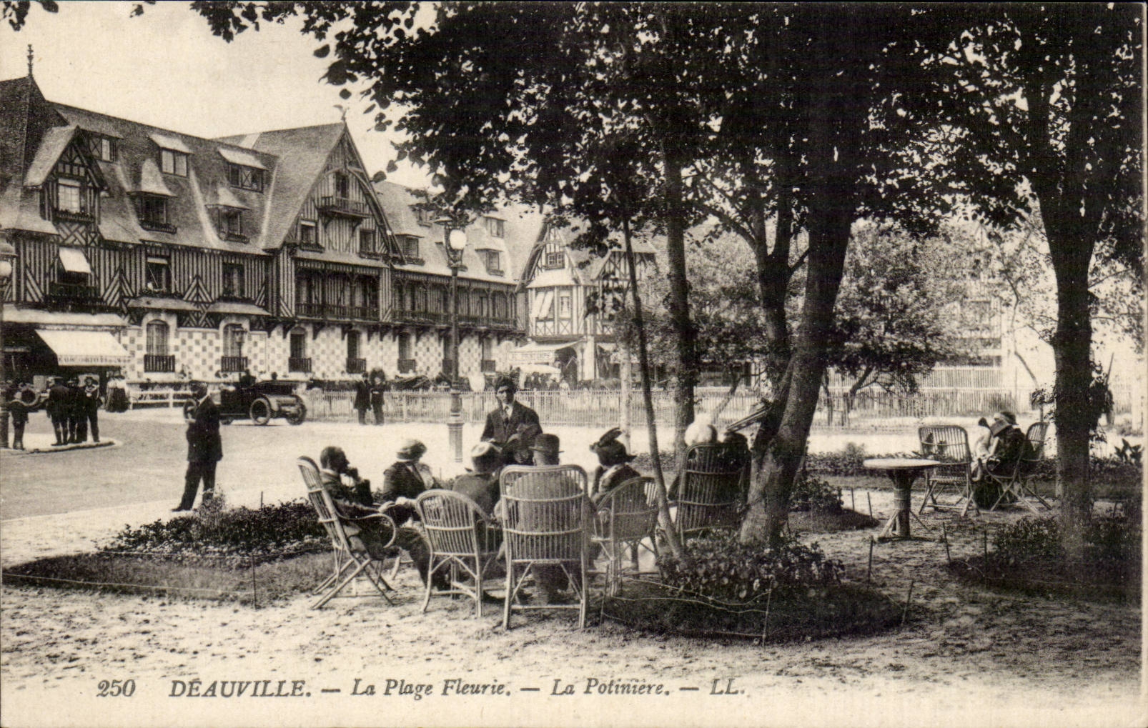 CPA Deauville Plage fleurie La potiniere