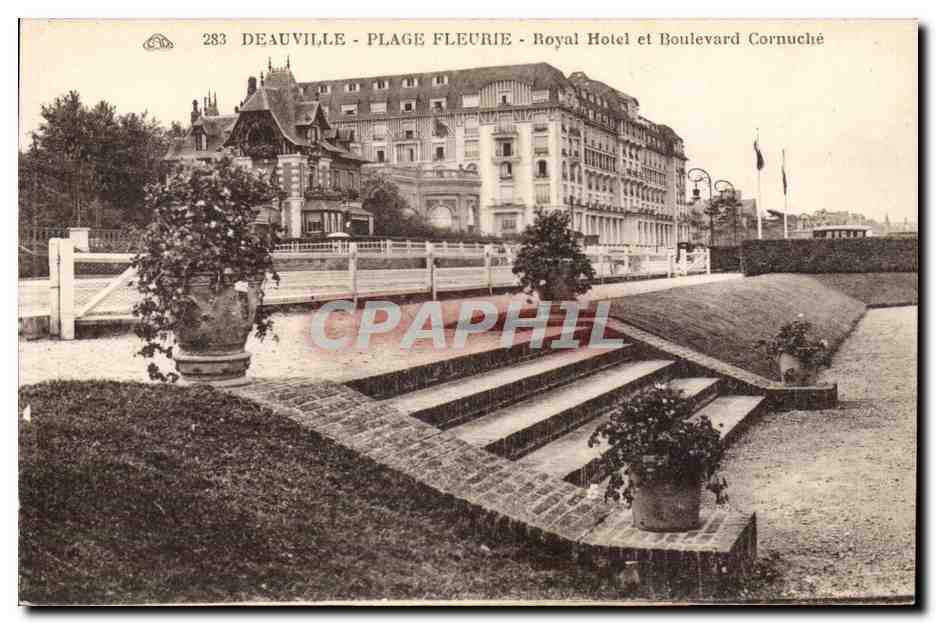 Deauville - Blühende Strände - Royal Hotel und Boulevard Cornuché