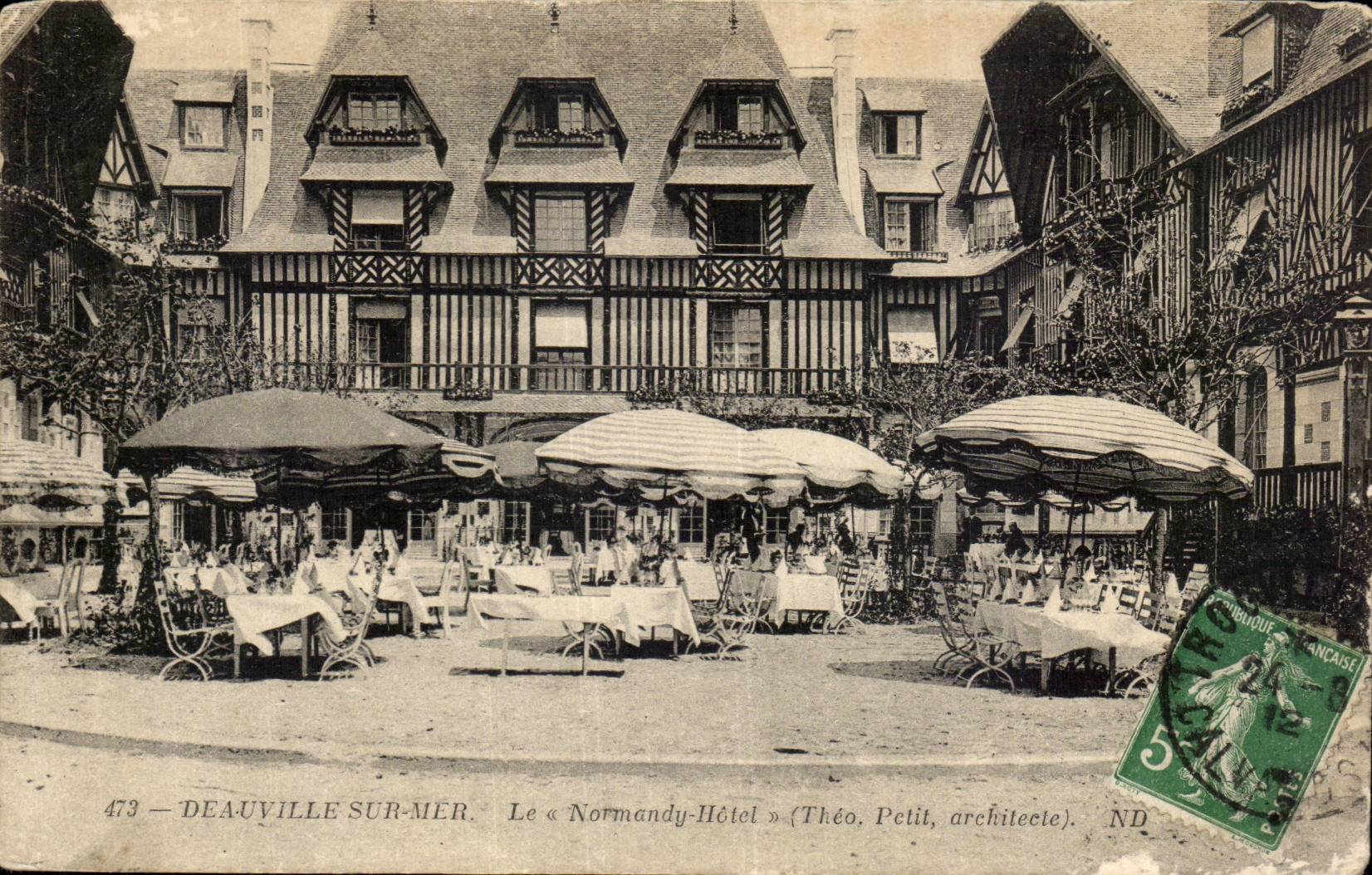 Deauville-sur-Mer — Le « Normandy-Hôtel » (Théo. Petit, architecte) — série 473
