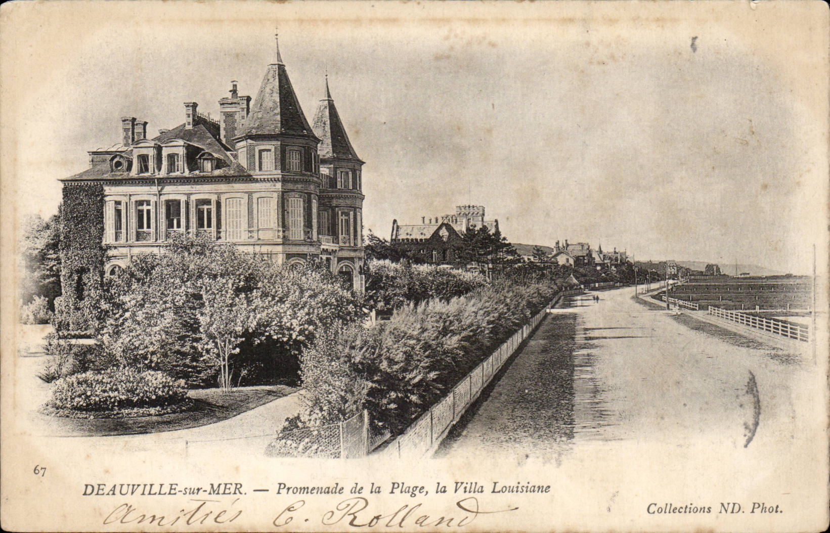 Deauville-sur-Mer — Promenade de la Plage, the Villa Louisiane — Collections ND. Phot.
