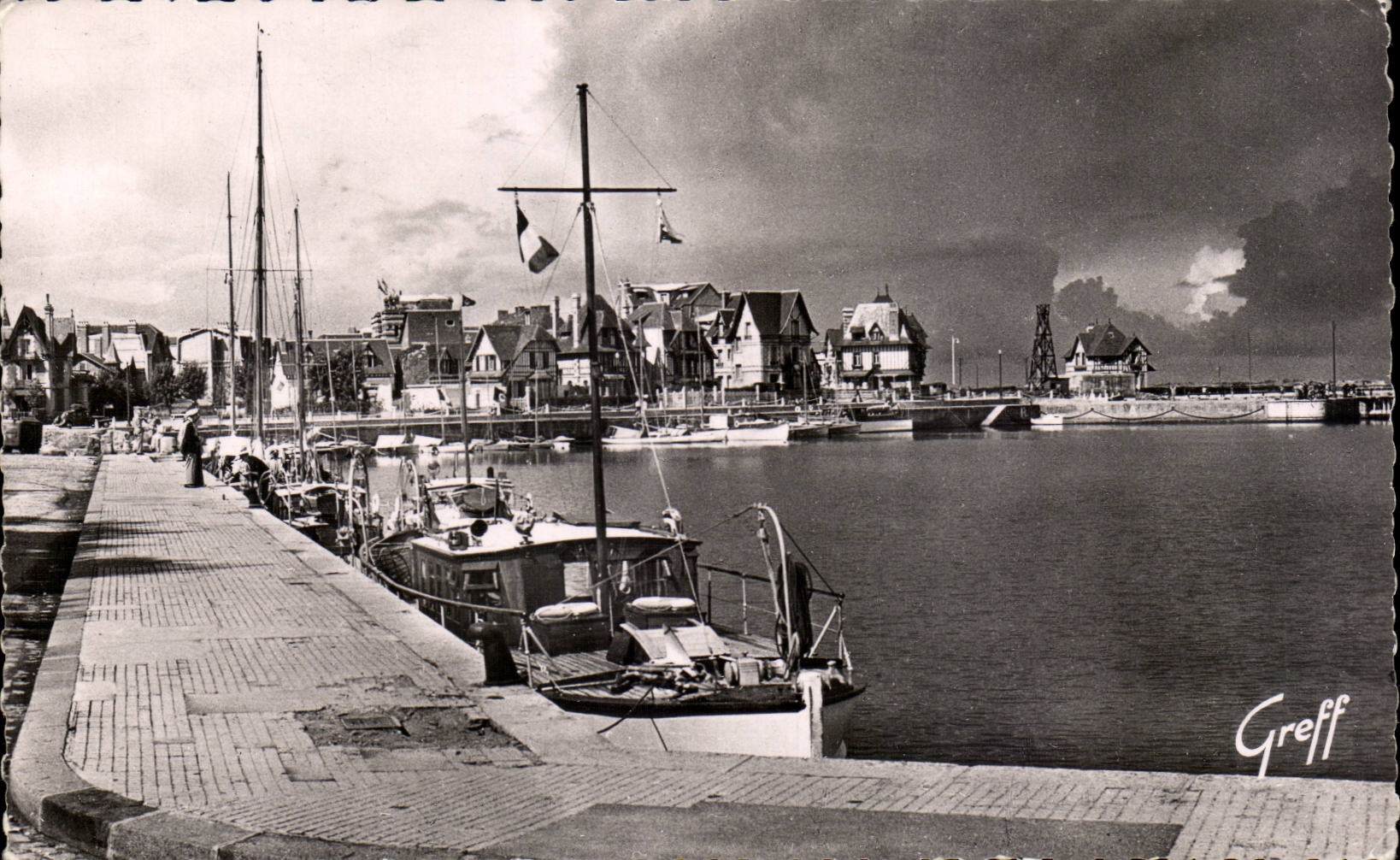 Deauville - Le bassin des Yachts — Éditions Greff, n°631