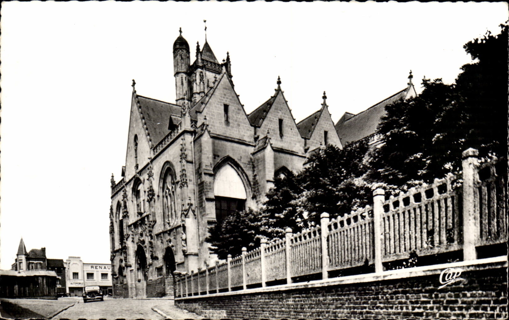 Peronne - Eglise Saint Jean - CPA 