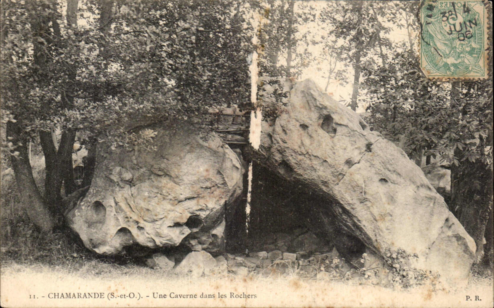Chamarande - Une Caverne dans les Rochers - CPA 