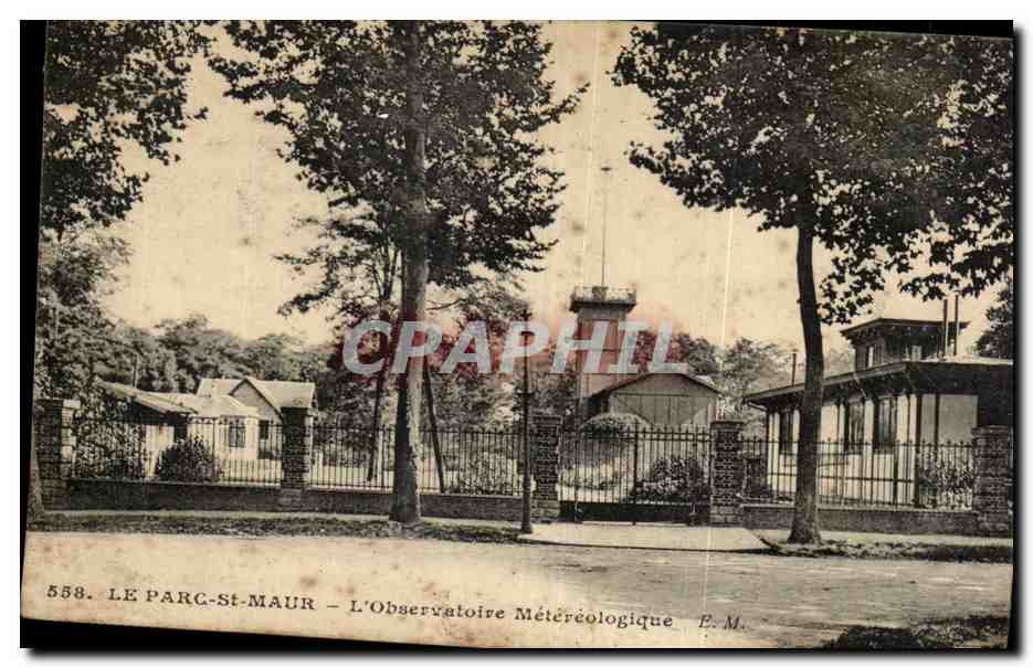 CPA Le Parc St Maur L'observatoire metereologique