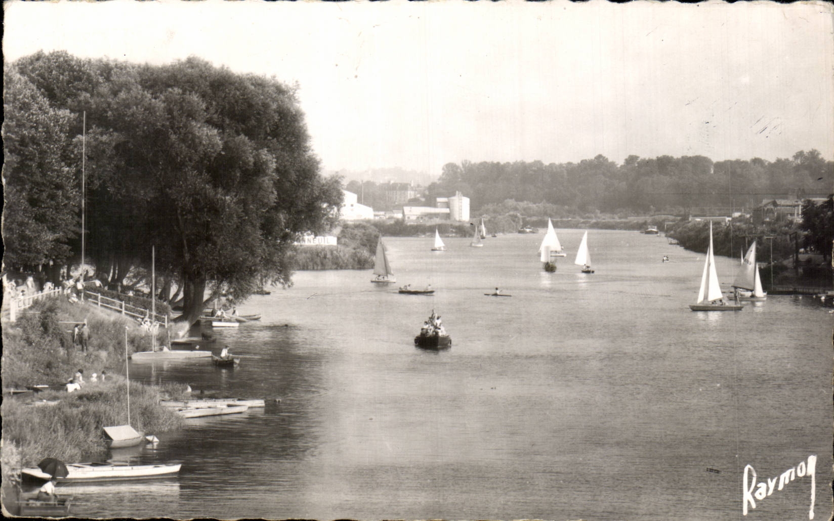 CPA Creteil Saint Maur Regates sur la Marne