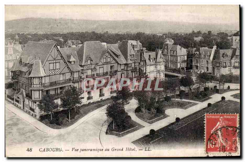 Cabourg — Vue panoramique du Grand Hôtel — LL. n°48