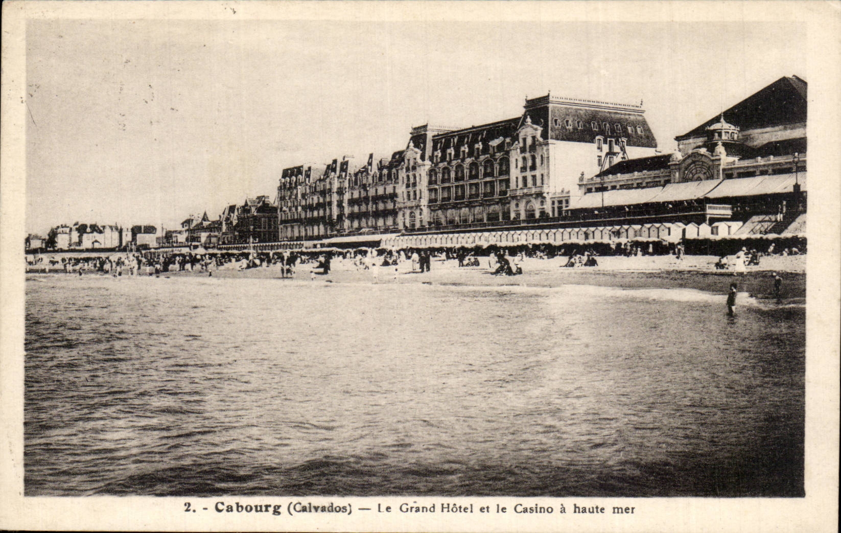 Cabourg (Calvados) — Das Grand Hotel und das Casino am offenen Meer — J. Nozais, Verlag, 18, Avenue du Coteau - Nantes