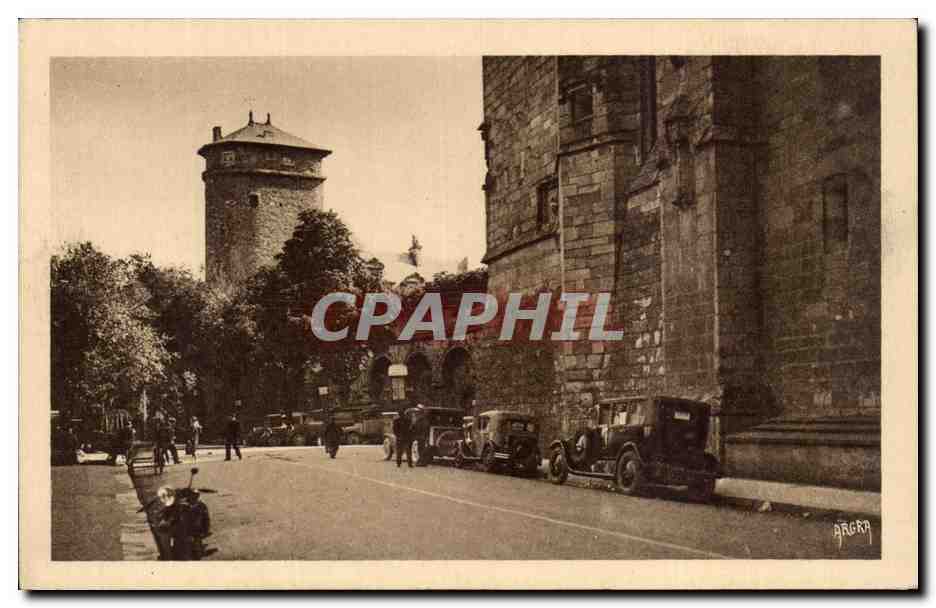 Rodez - Remparts sous l'Évêché — Tour des Corbières (XIVe siècle) — Arts Graphiques Toulouse