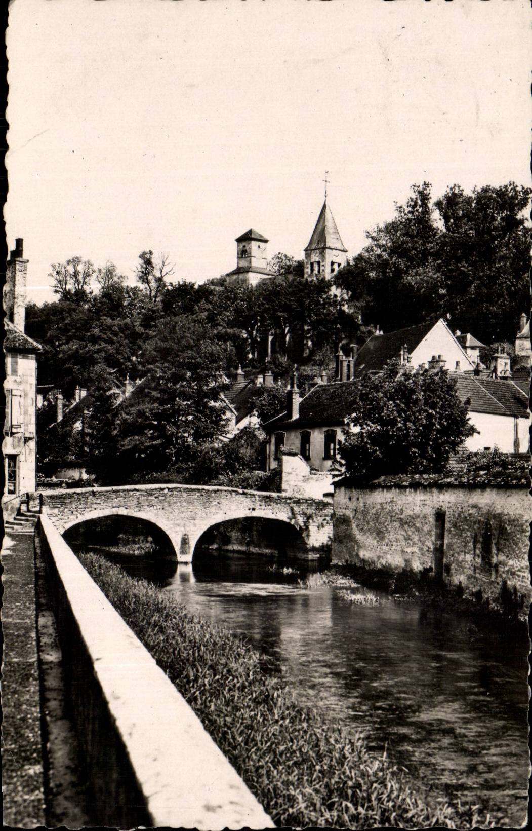 CPA Chatillon sur Seine Le Pertuis au loup