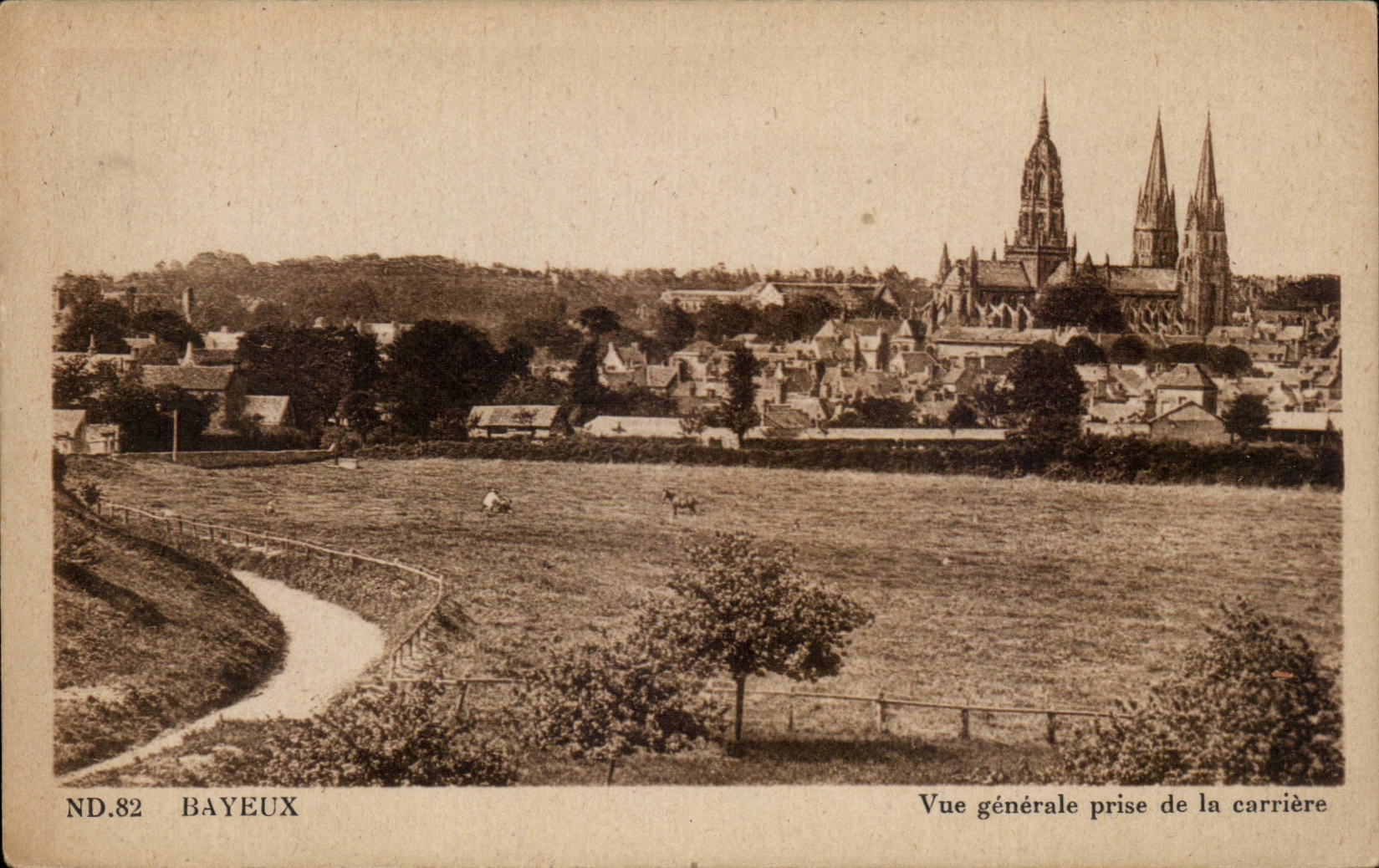 CPA Bayeux Vue generale prise de la carriere