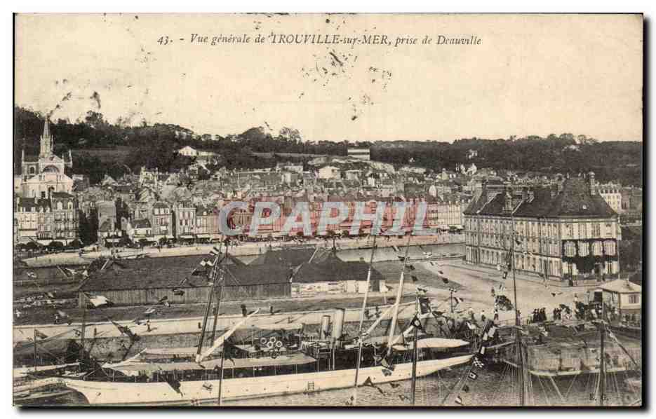 CPA Trouville Vue generale prise de Deauville