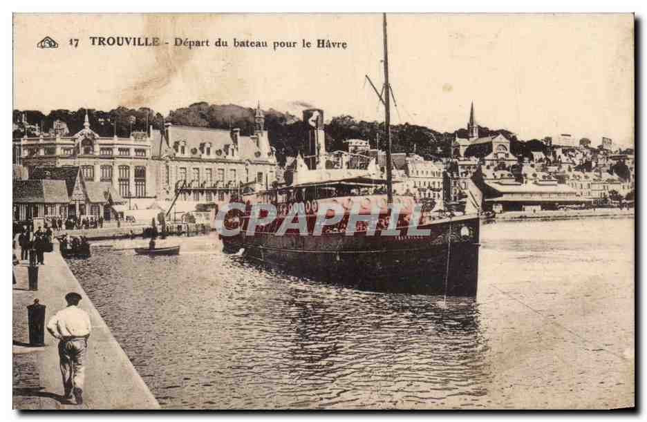 CPA Trouville Depart du bateau pour le Havre