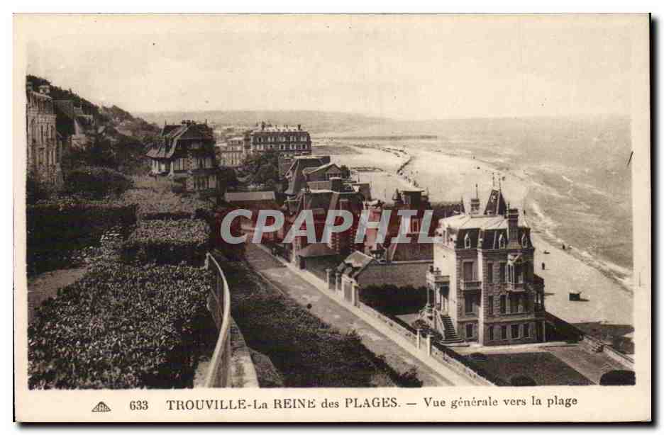 CPA Trouville Reine des plages Vue generale vers la plage