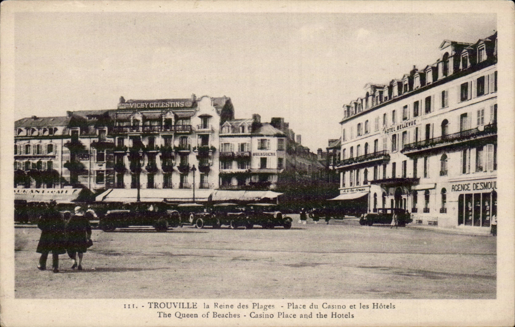 CPA Trouville Place du casino et les hotels