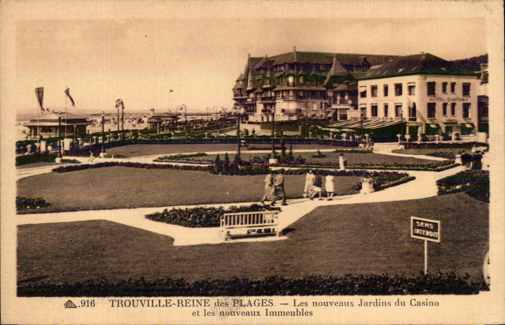 Trouville-Reine des Plages — Les nouveaux Jardins du Casino et les nouveaux Immeubles — Éditeur CPAPHIL n°916