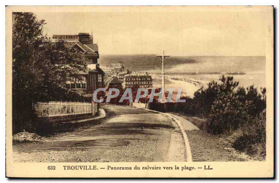 CPA Trouville Panorama du calvaire vers la plage