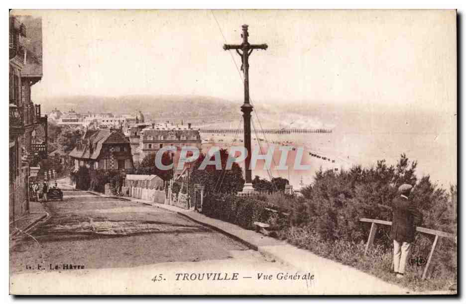 CPA Trouville Vue generale
