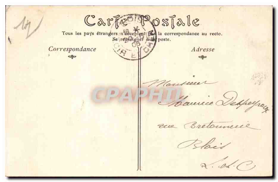 CPA Trouville La reine des plages Vue sur le quai Tostain — Verso