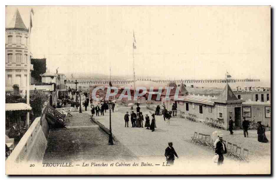 CPA Trouville Les planches et cabines de bains