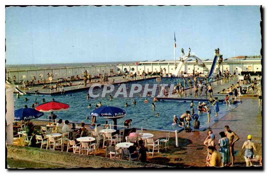 Trouville - La Piscine — Reine des Plages — Lumicap