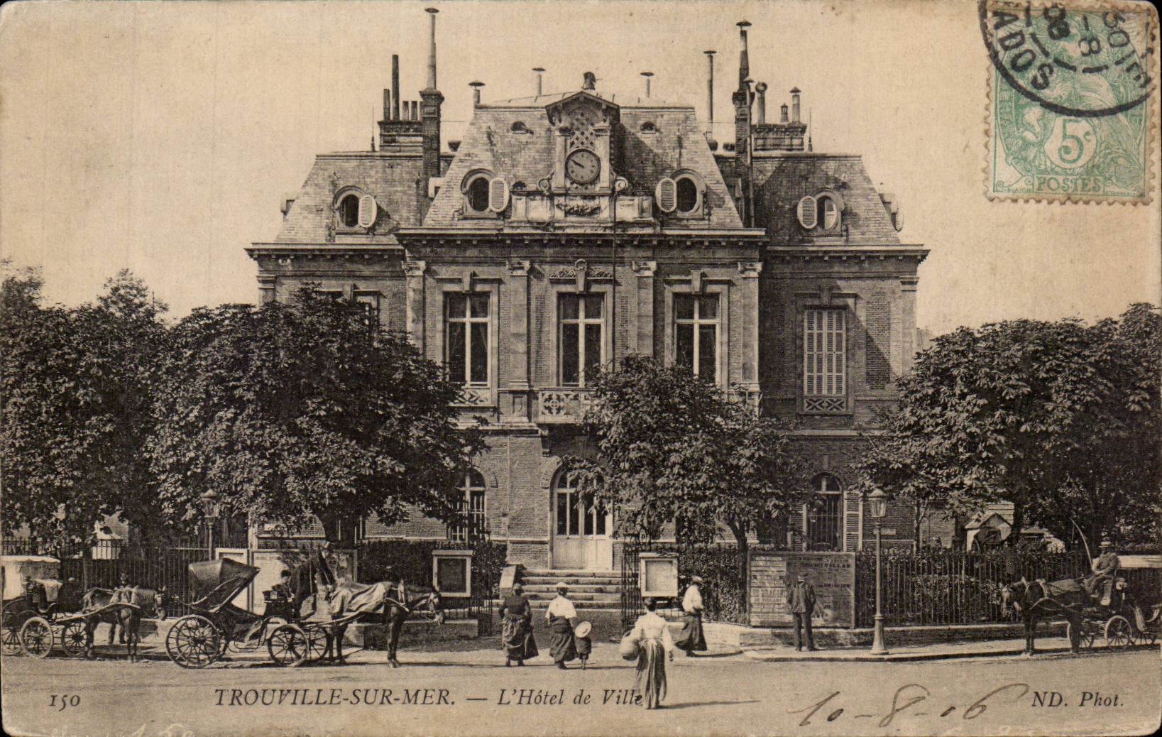 Trouville-sur-Mer — L'Hôtel de Ville — ND. Phot. n°150