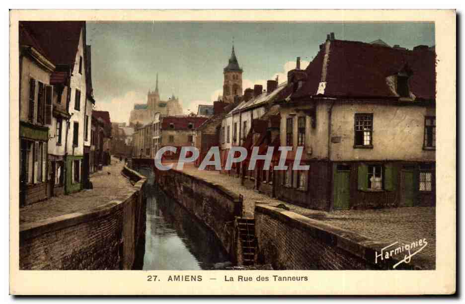 CPA Amiens La rue des tanneurs