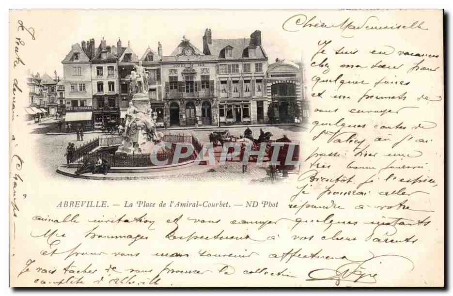 CPA Abbeville La place de l'amiral Courbet