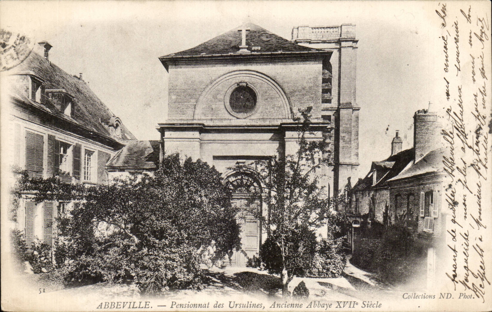 Abbeville — Pensionnat des Ursulines, Ancienne Abbaye XVIIe Siècle — Collections ND. Phot.