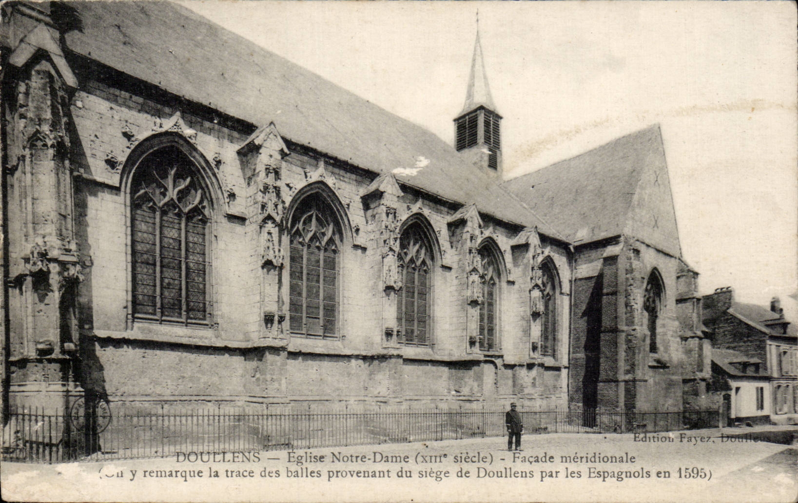 CPA Doullens Eglise Notre Dame Facade meridionale 