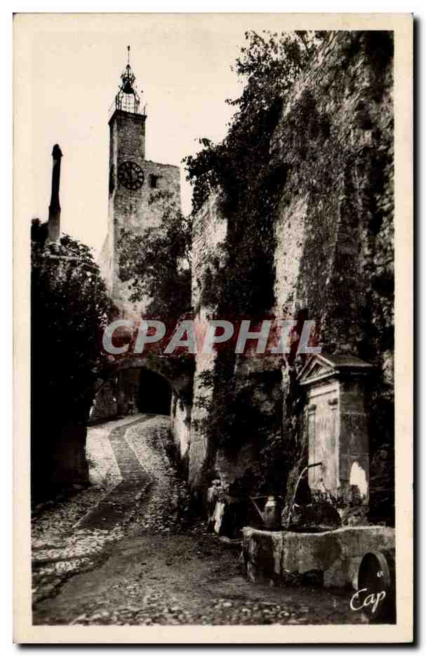 Cap — Vue de la tour et de la rue pavée — éditeur Cap