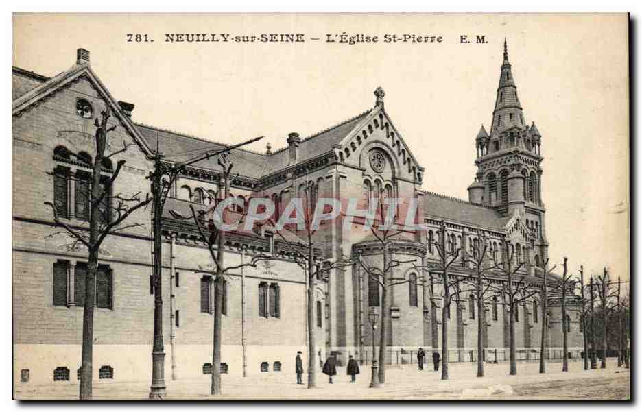 CPA Neuilly sur Seine L'eglise St Pierre