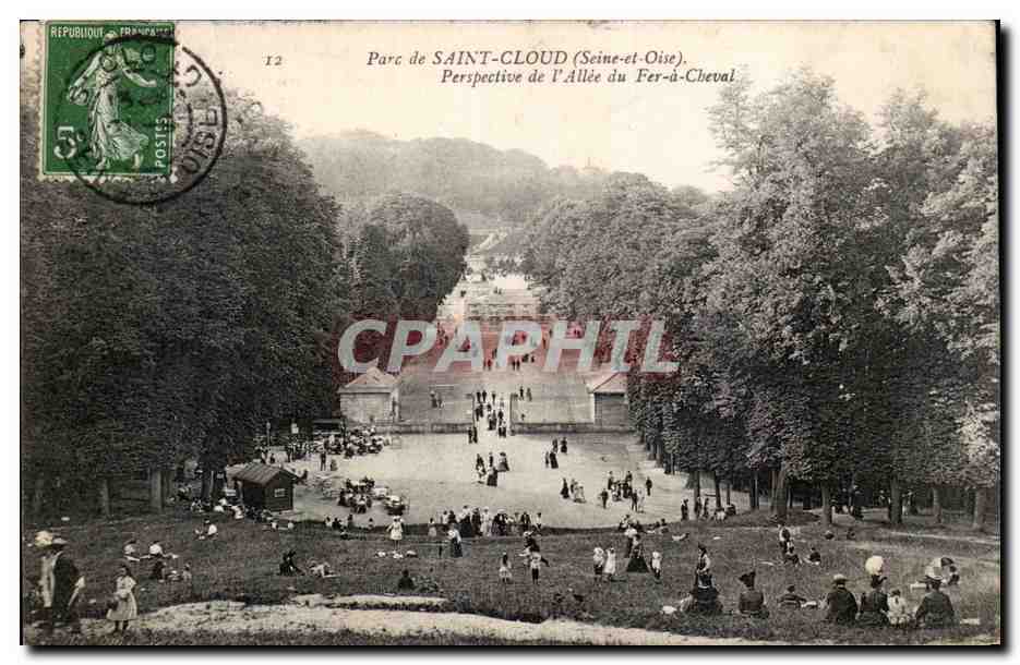 CPA Parc de Saint Cloud Perspective de l'allee du fer a cheval