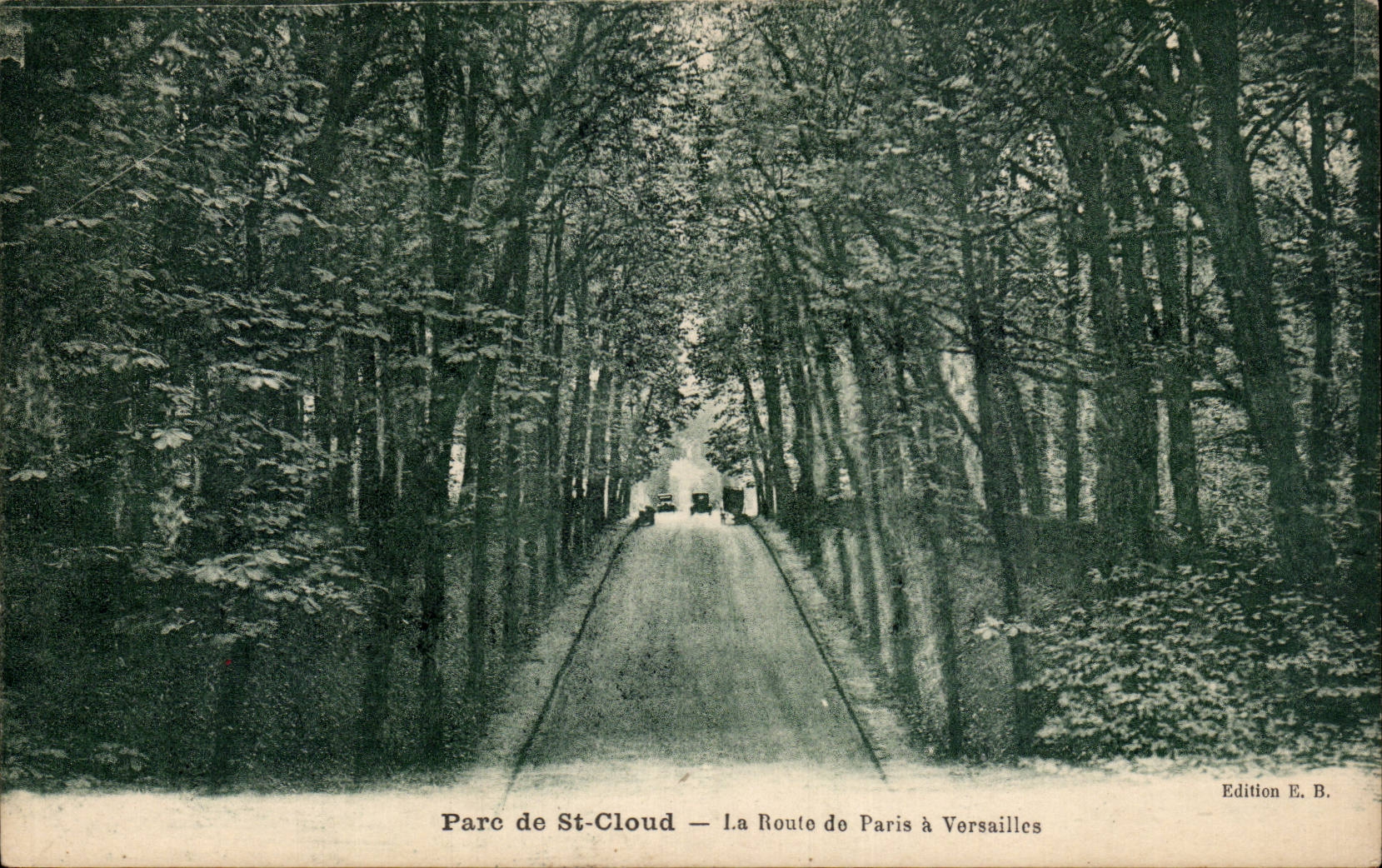 CPA Parc de Saint Cloud La route de Paris a Versailles