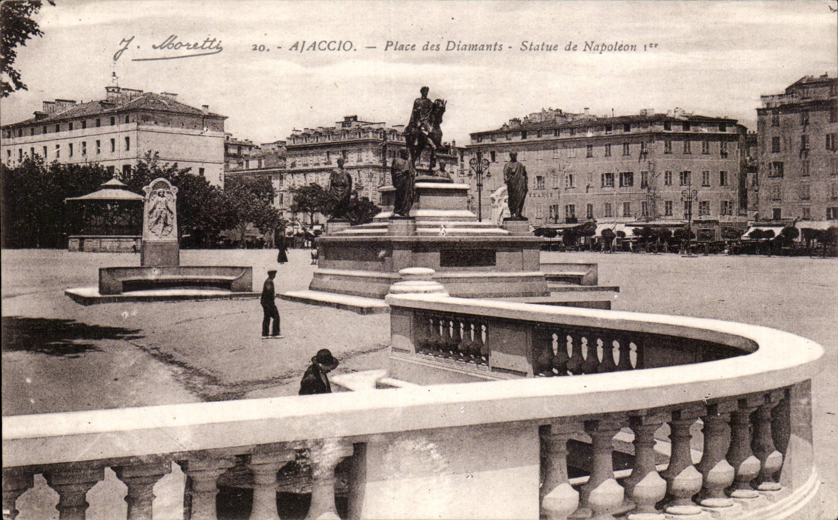 Ajaccio — Place des Diamants — Statue de Napoléon Ier