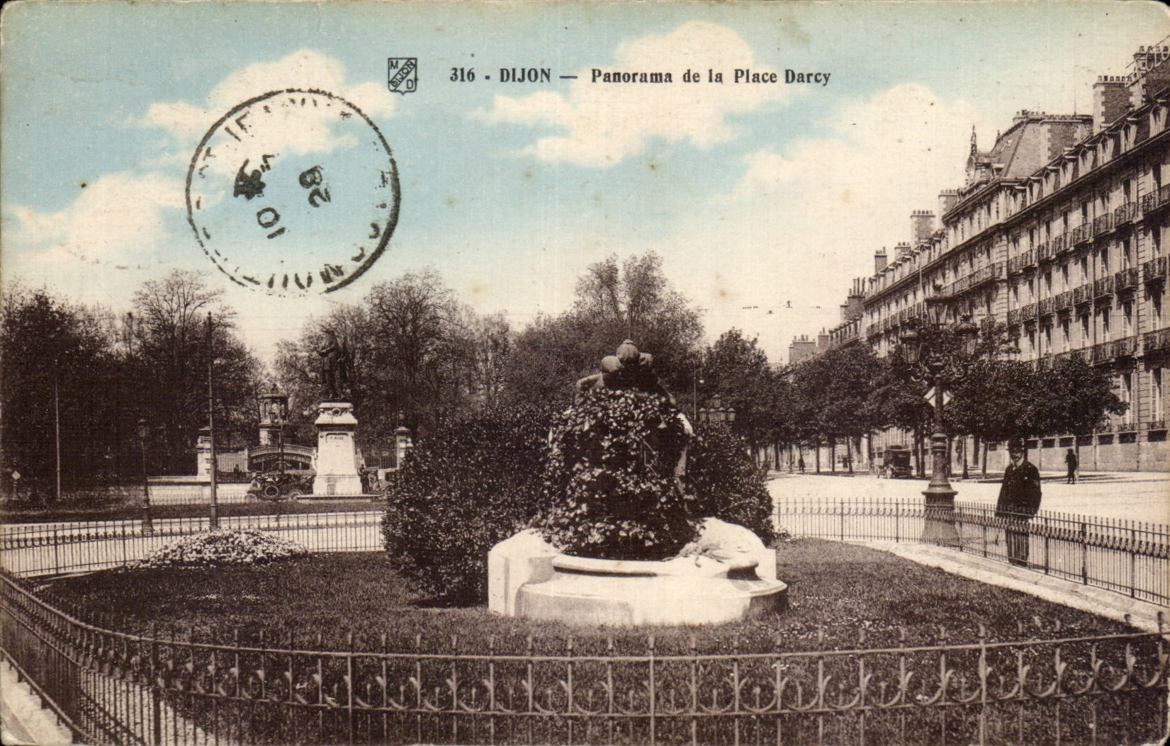Dijon - Panorama de la Place Darcy - CPA 