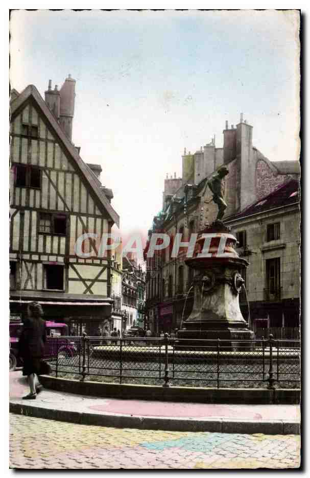 Dijon - Place Francais Rude et Rue des Forges - CPA 