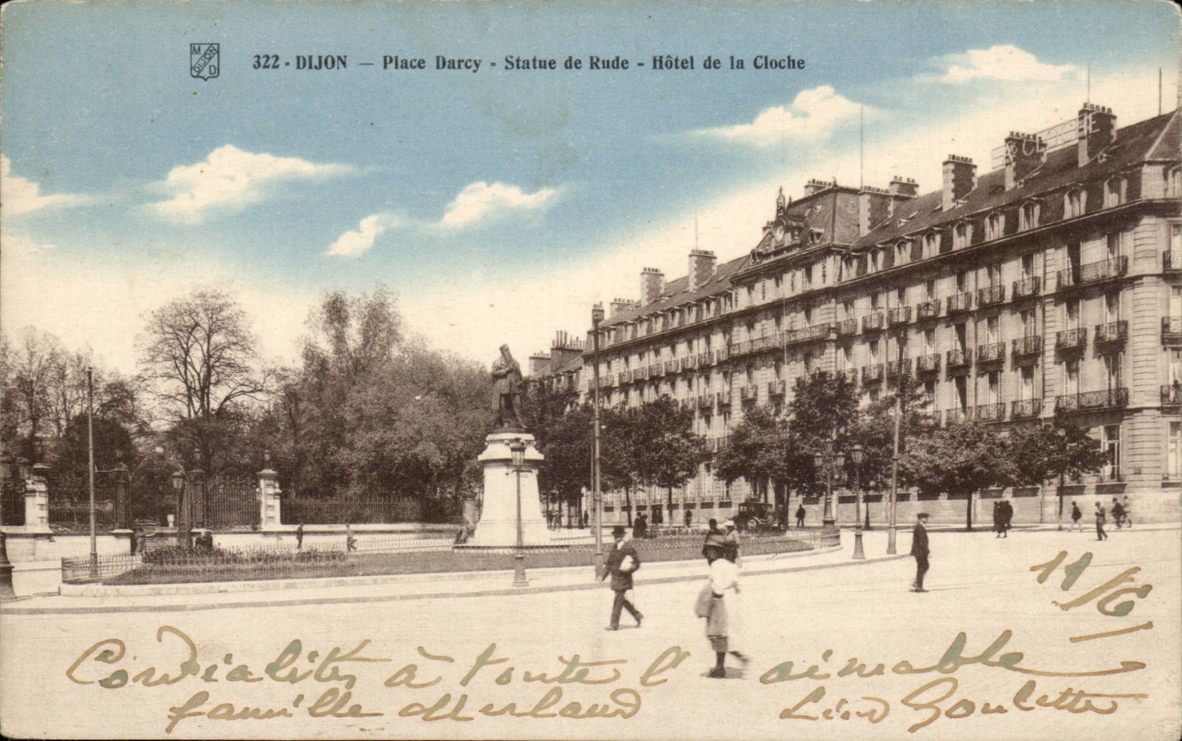Dijon - Place Darcy - Statue de Rude - Hotel de la Cloche - CPA 