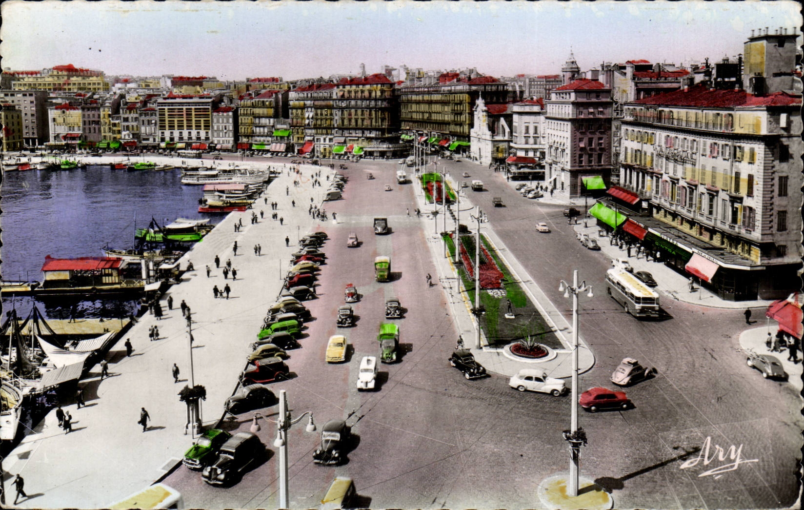 Marseille - Le Quai des Belges et les Jardins - CPA 