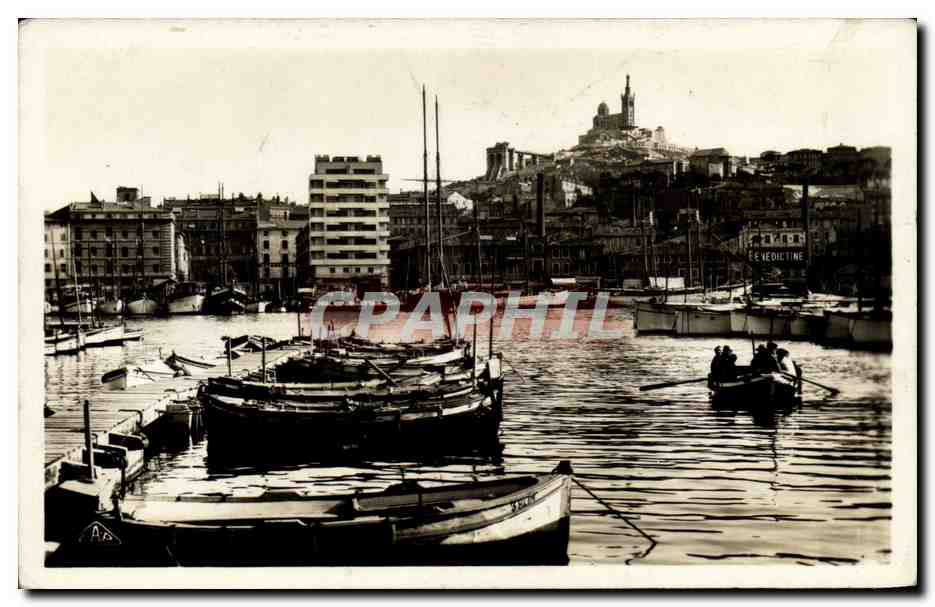 Marseille - Un Coin du Vieux Port - CPA 
