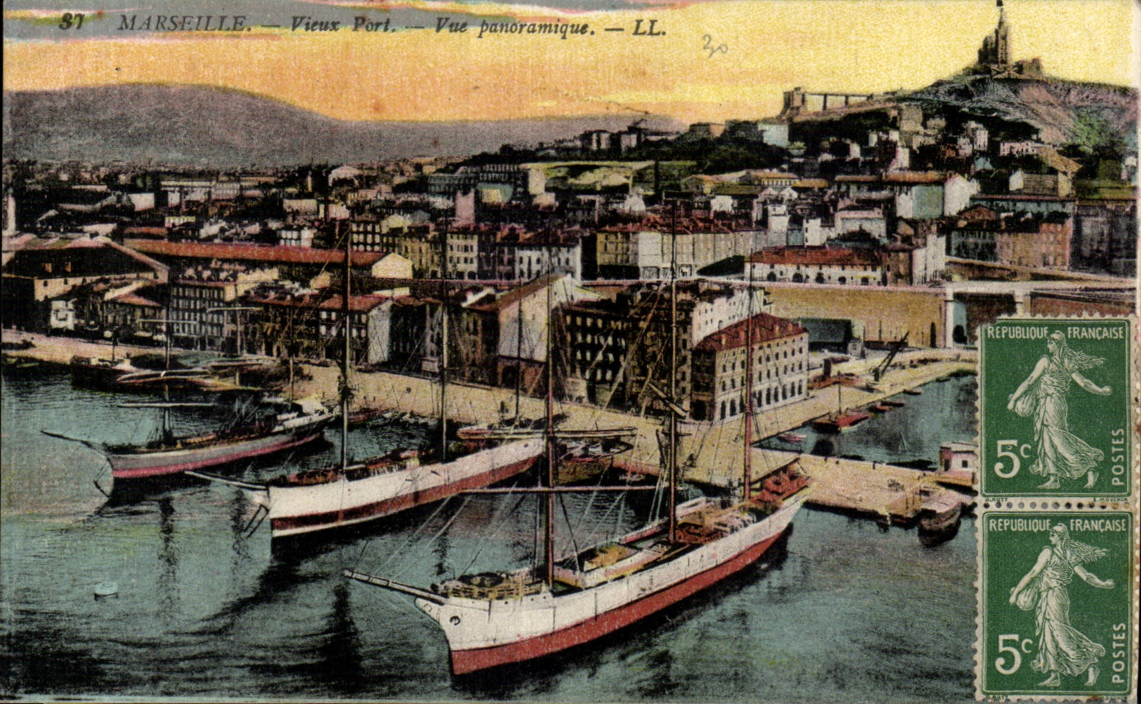 Marseille — Vieux Port — Panoramablick — LL. — n°37