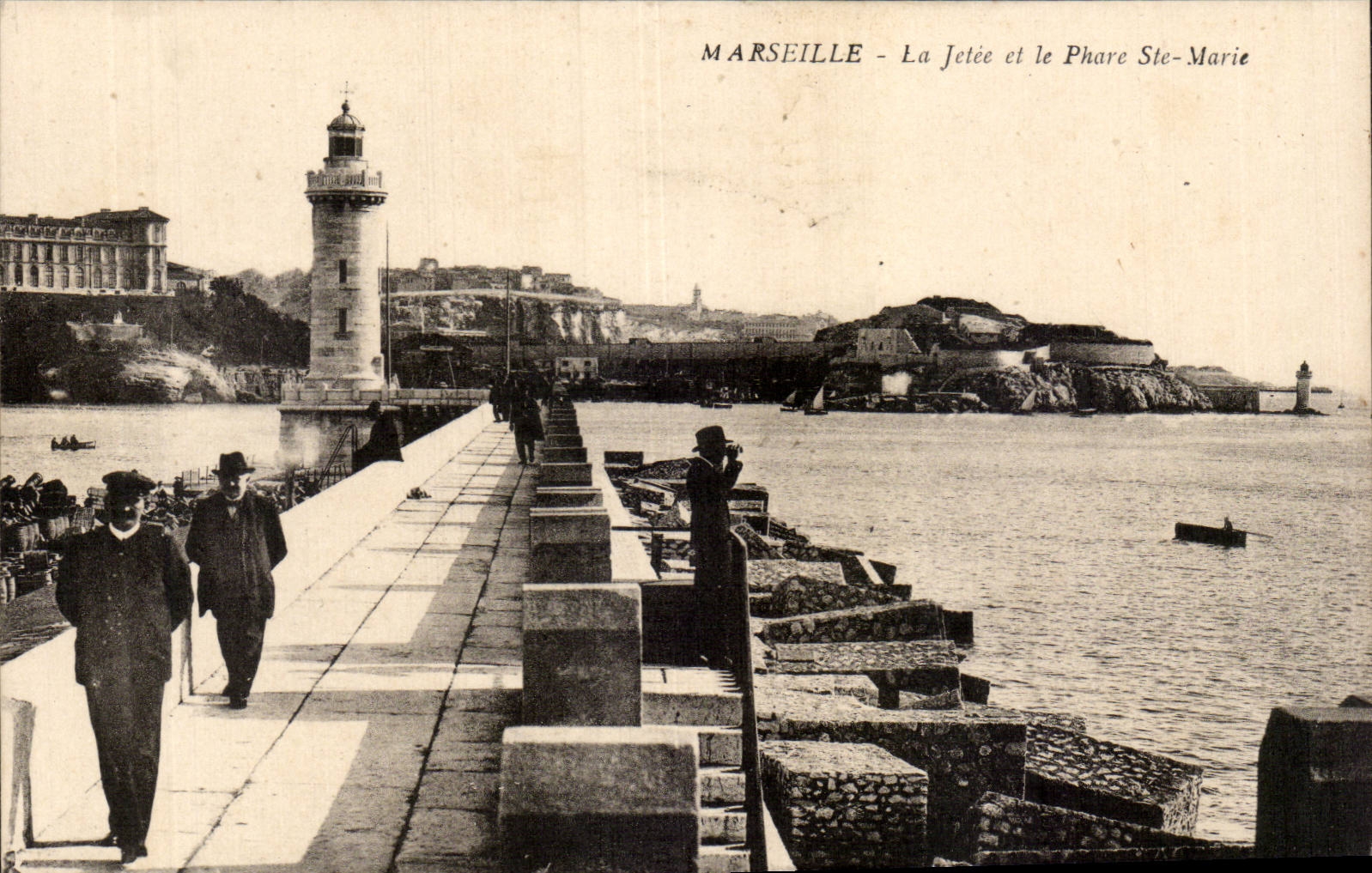 Marseille - La Jetee et le Phare Ste Marie - CPA 