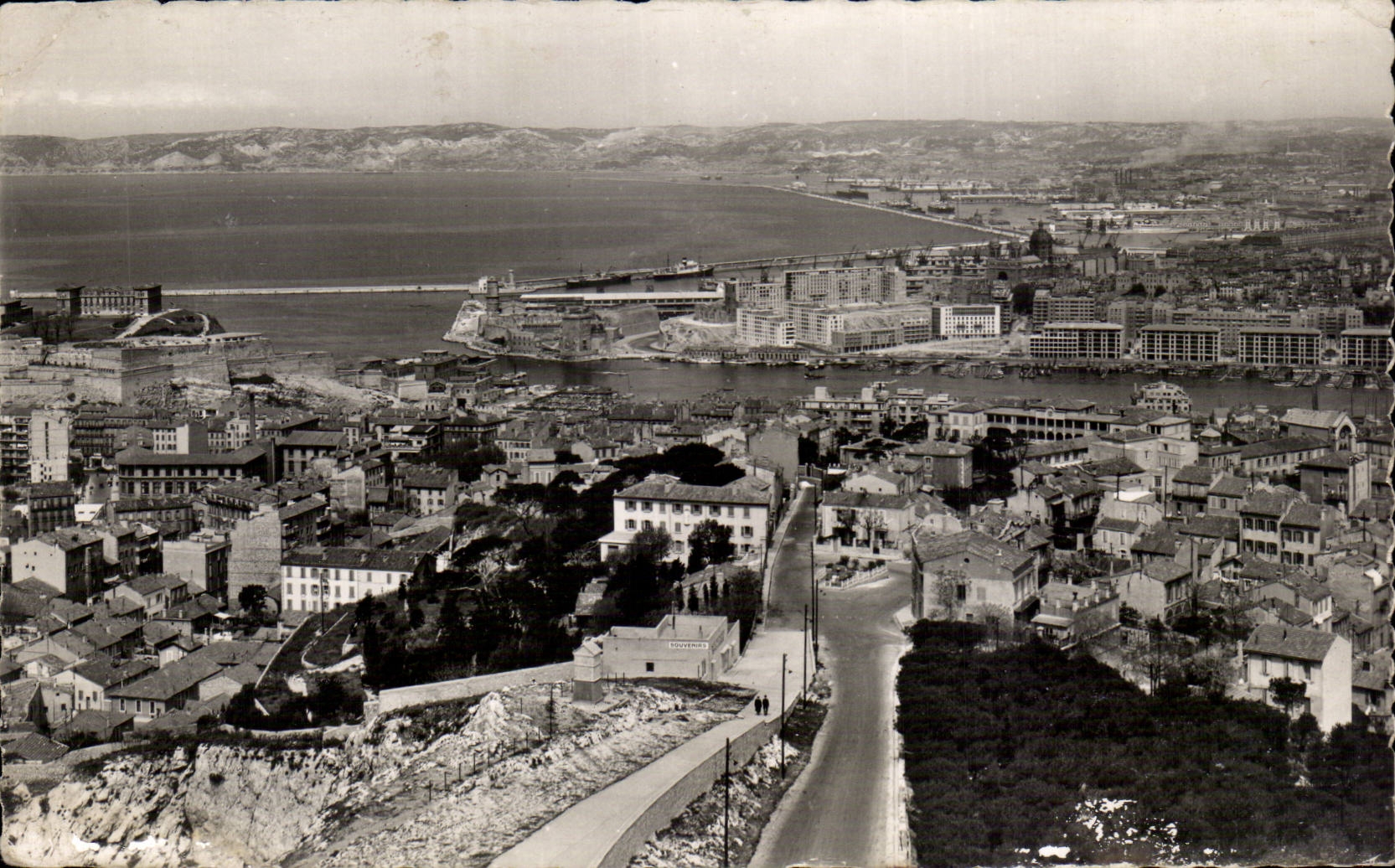 Marseille - Vue Generale sur les Ports - CPA 