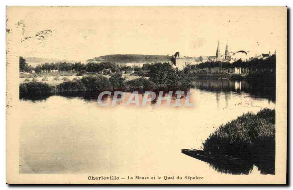 Mezieres - La Meuse et le Quai du Sepulcre - CPA 