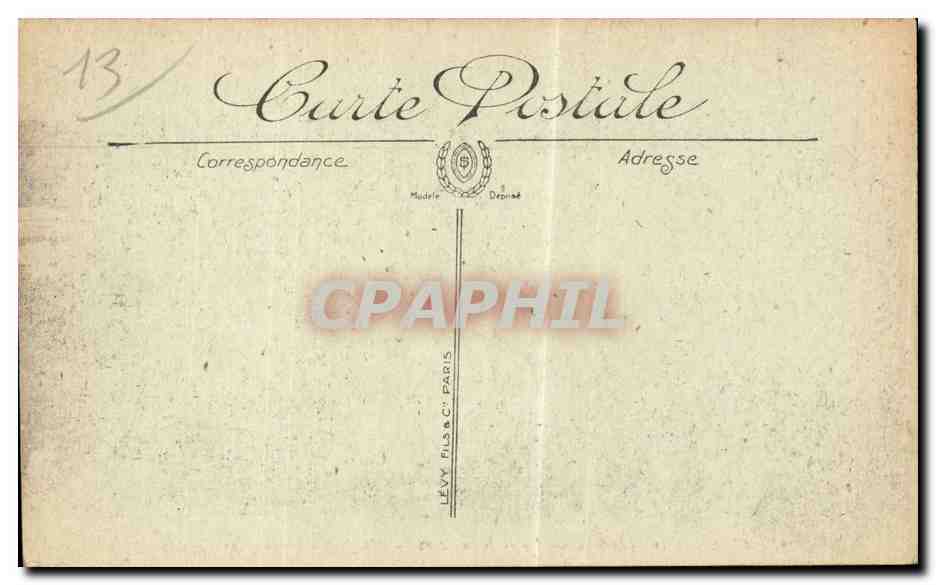 Les Saintes-Maries-de-la-Mer — L'Église et le Calvaire — Selecta — Reverso