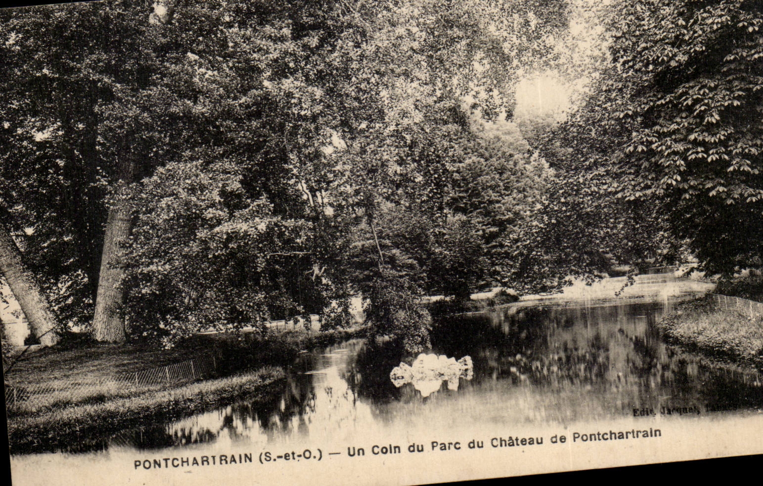 Pontchartrain (S.-et-O.) — Ein Eckbereich des Parks des Schlosses Pontchartrain — Édit. Jaques, Toulouse