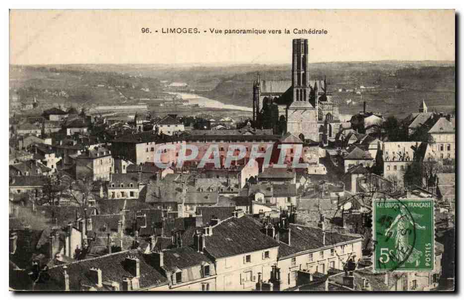 Limoges - Vue Panoramique vers la Cathedrale - CPA 