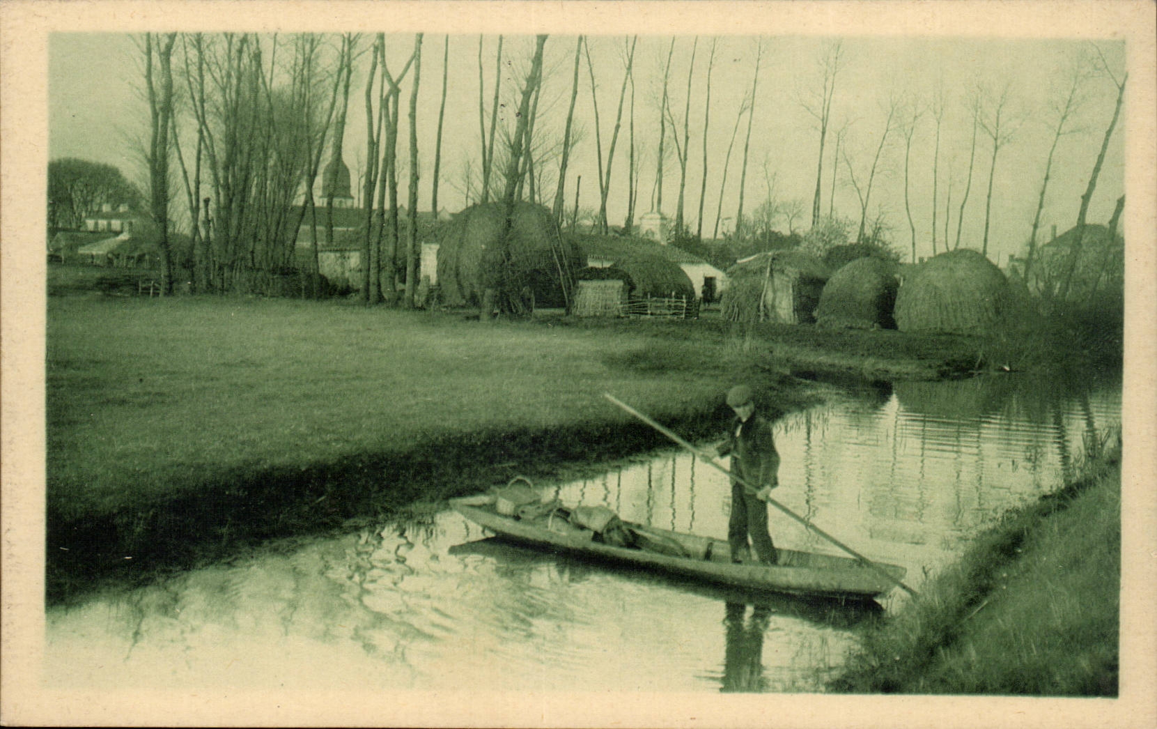 Navigation en Yole — Les Plus Beaux Paysages de la Vendée Maraichine — J. Nozais, éditeur - Nantes