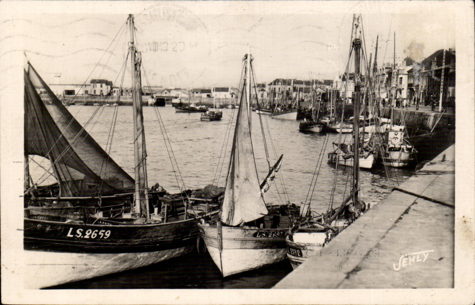 CPA Les Sables d'Olonne Le port