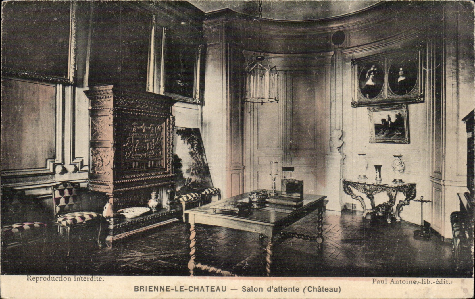 CPA Brienne le Chateau Salon d'attente