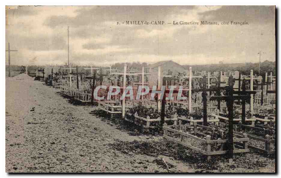 Mailly-le-Camp — Le Cimetière Militaire, côté Français — éditeur C. P. M. n°2